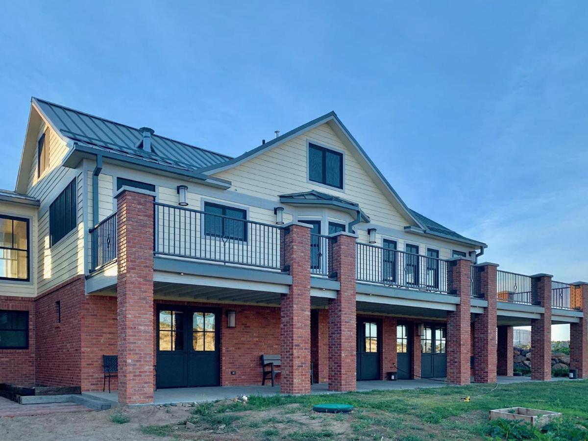 Annie'S Place Bed & Breakfast Boulder Town Exterior photo