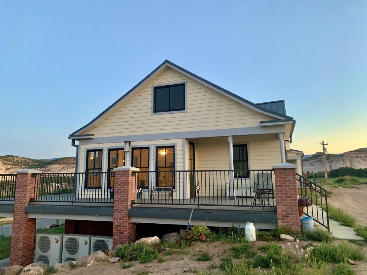Annie'S Place Bed & Breakfast Boulder Town Exterior photo